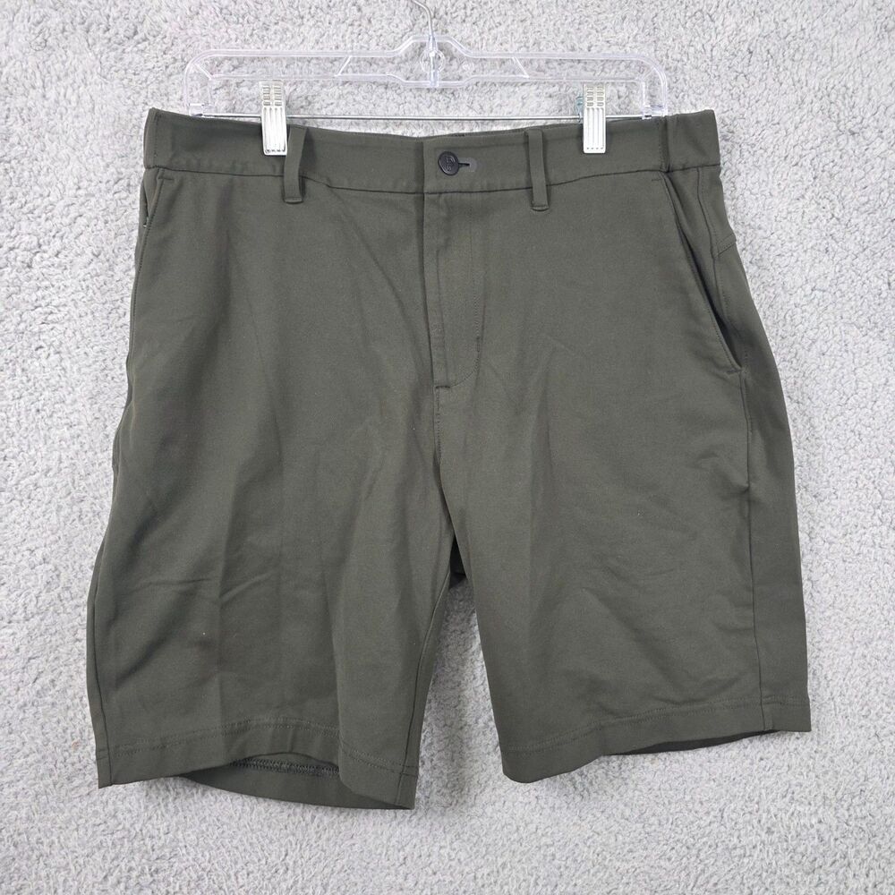 Public Rec Work Day Shorts Men's Size 33 Green Stretch Performance Fabric
